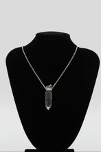 Load image into Gallery viewer, Drilled Quartz Crystal Necklace from Fisher Mountain - Q002